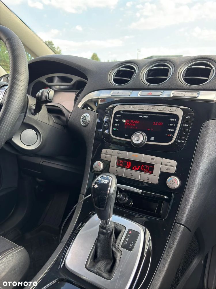 Ford S-Max 2.0 TDCi DPF Business Edition - 17