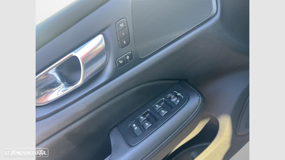 Volvo V60 2.0 T6 AWD TE Plus Bright - 13