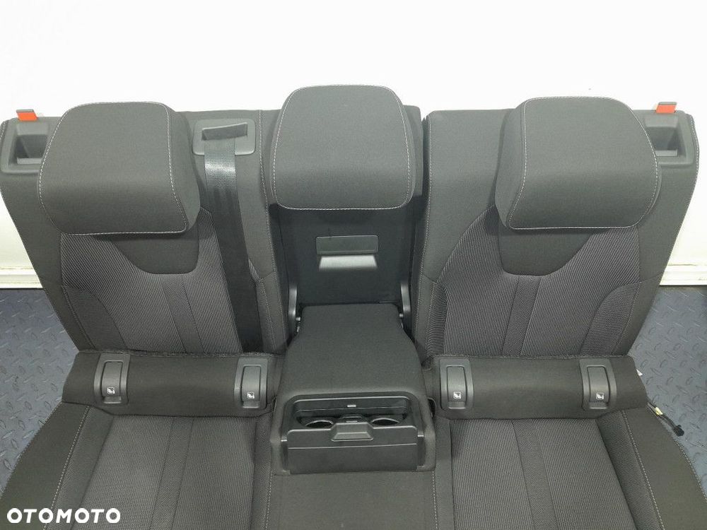 SKODA OCTAVIA IV HB FOTELE KOMPLET KUBEŁKI BOCZKI EUROPA - 4