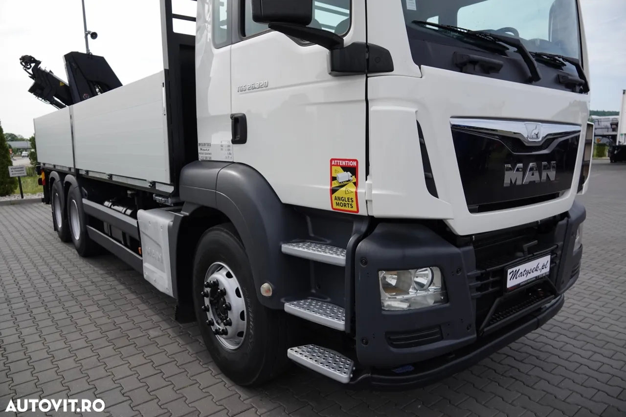 MAN TGS 26.320 / 6X4 / CAROSERIE 6.5 M + HDS HIAB 188 BS-3 / CAPACITATE MAXIMĂ DE RIDICARE: 4 900 KG / RADIOCOMANDĂ / ROTATOARE / EURO 6 - 10