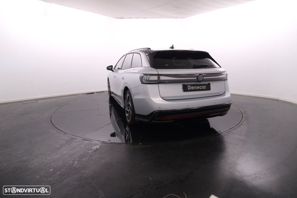 VW ID.7 Tourer 77 kWh Pro Urban - 5