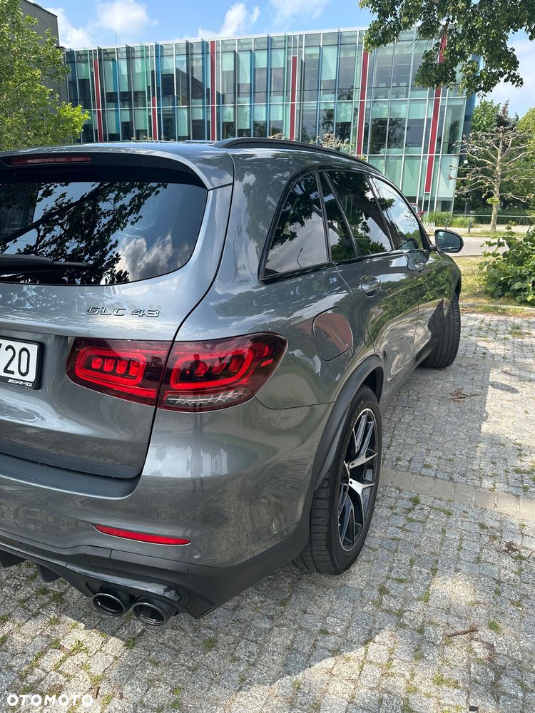 Mercedes-Benz GLC - 15