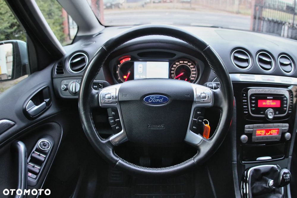 Ford S-Max 2.0 TDCi Titanium - 17