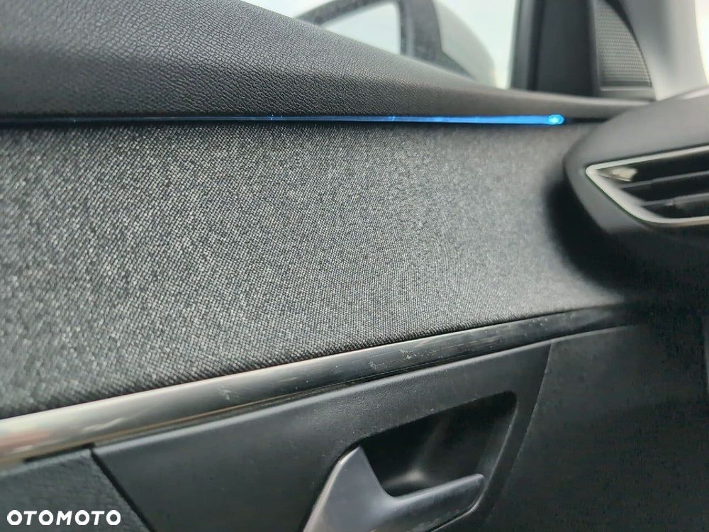 Peugeot 5008 1.2 PureTech Allure Pack S&S EAT8 - 23