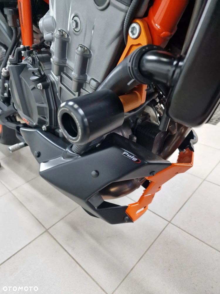 KTM Duke - 11