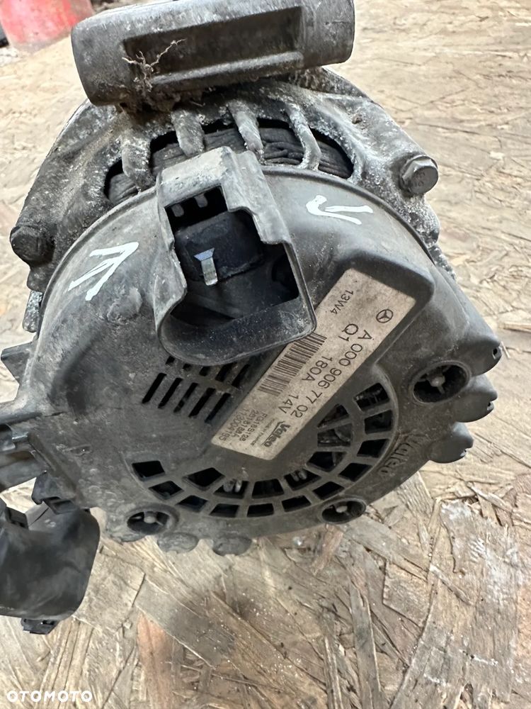 ALTERNATOR MERCEDES C250 W204 2.2 CDI 13' A0009067702 - 3