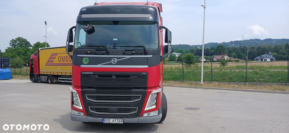Volvo FH500 MEGA - 2