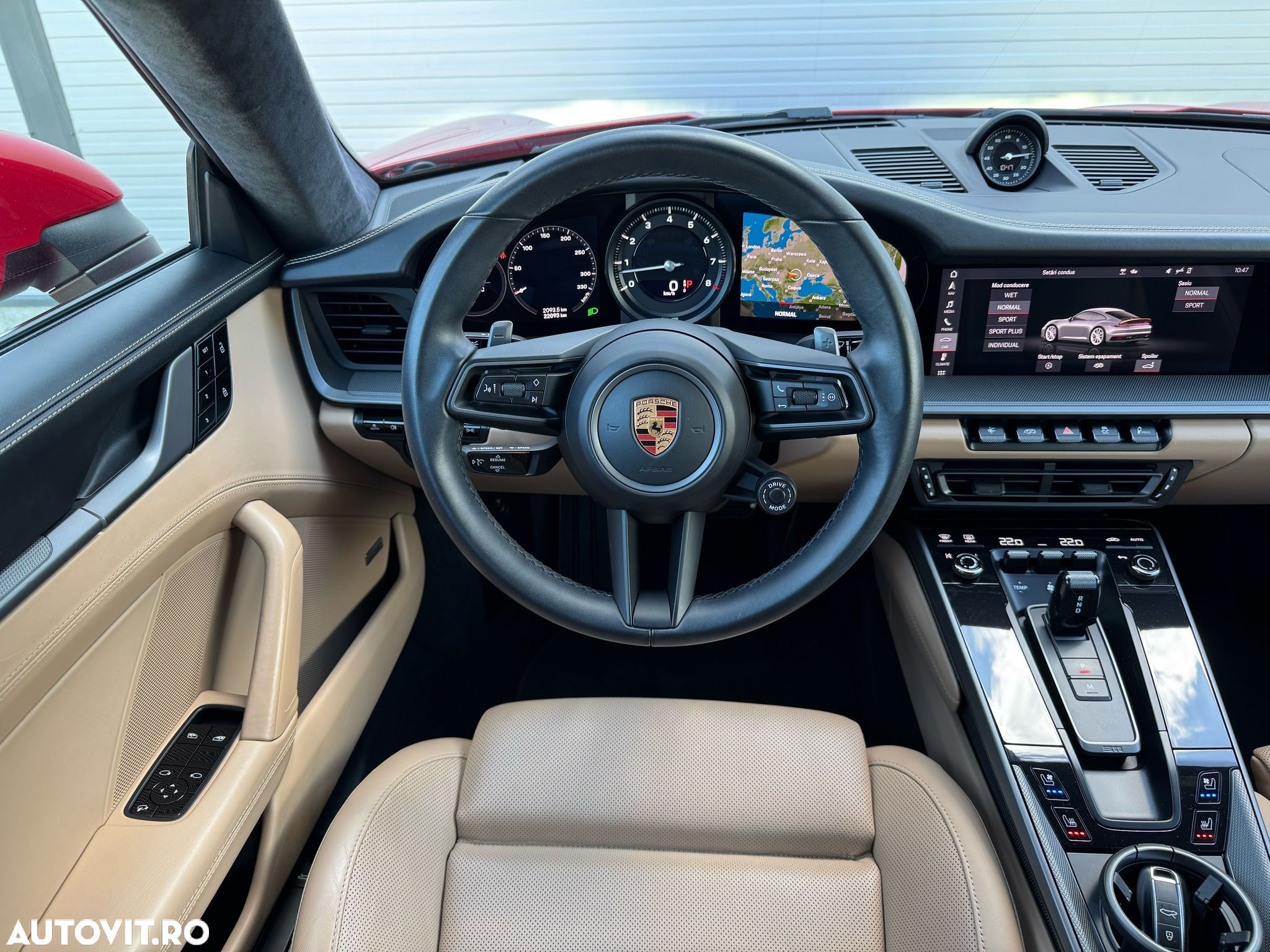 Porsche 911 Carrera 4S - 23