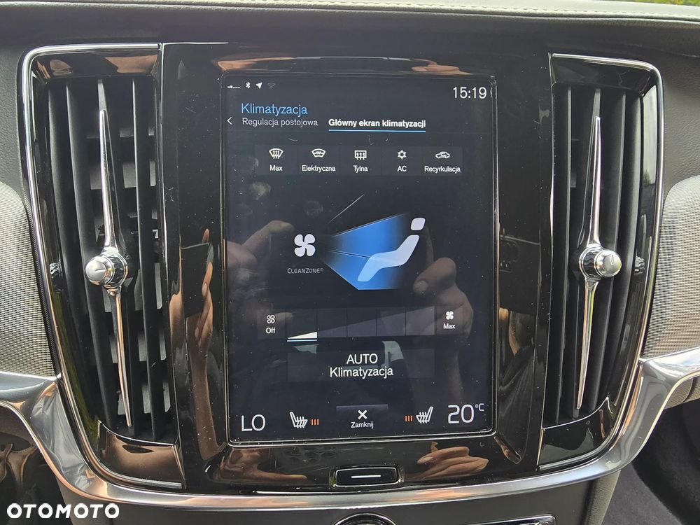 Volvo V90 D4 Geartronic R Design - 29