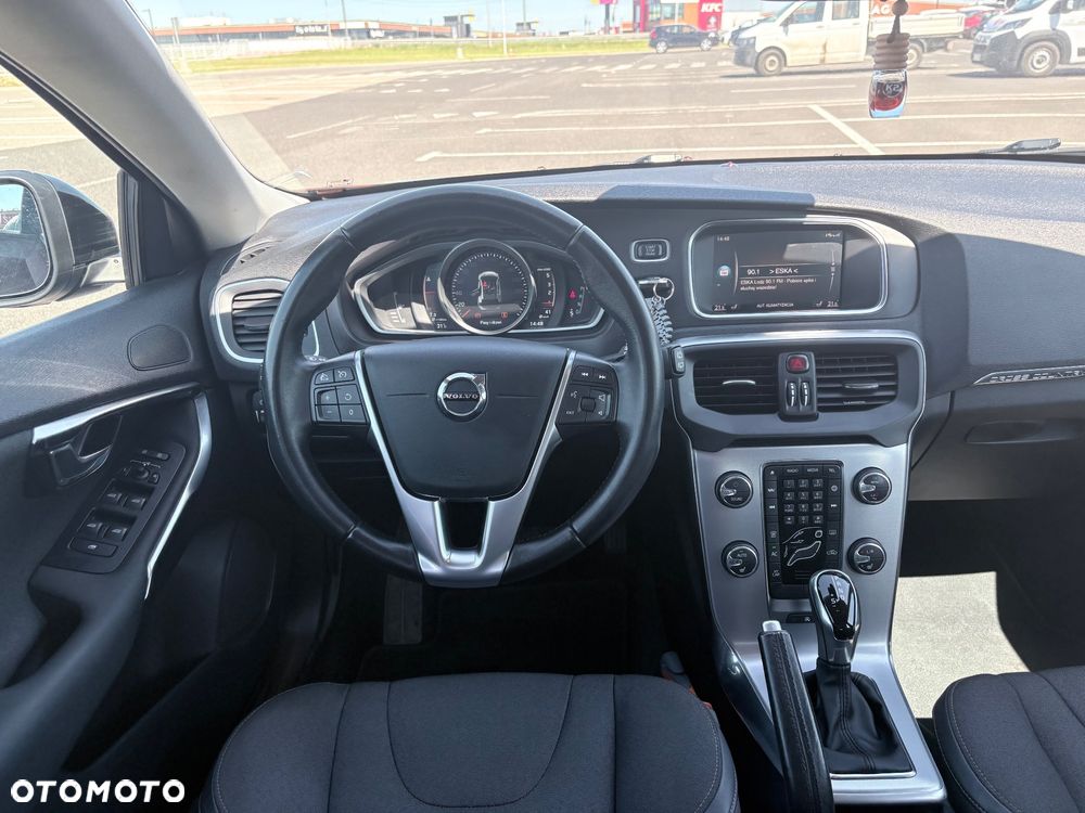 Volvo V40 D2 Geartronic Momentum - 30