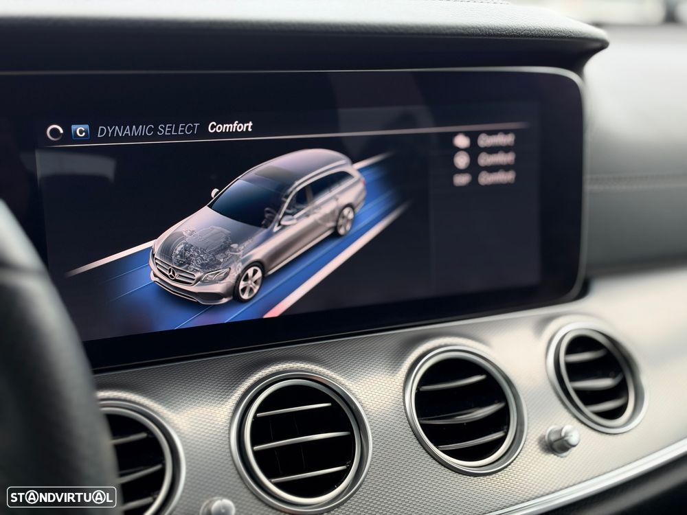 Mercedes-Benz E 220 d AMG 7L - 25