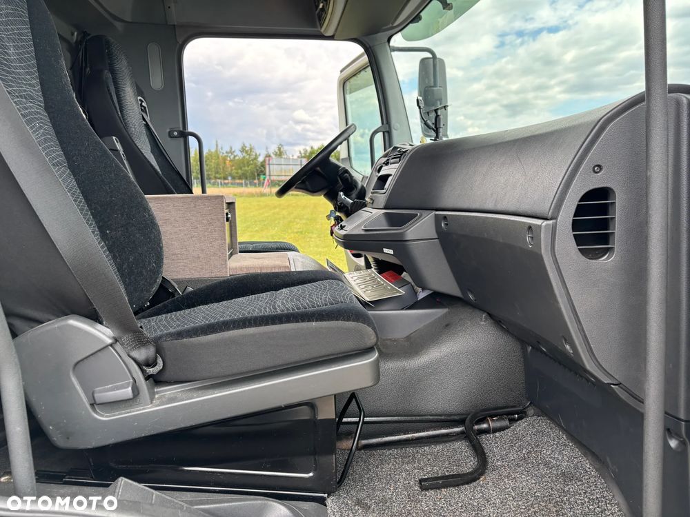 Mercedes-Benz ATEGO 1524  EURO 6 (1527, 1530) kontener z windą , kabina przeedłużana  z łóżkiem składanym, kurierka, paletówka, - 24