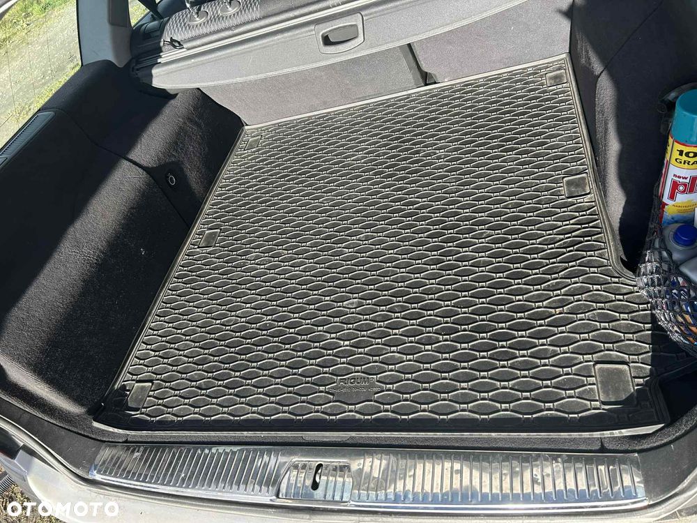 Mercedes-Benz Klasa E - 14