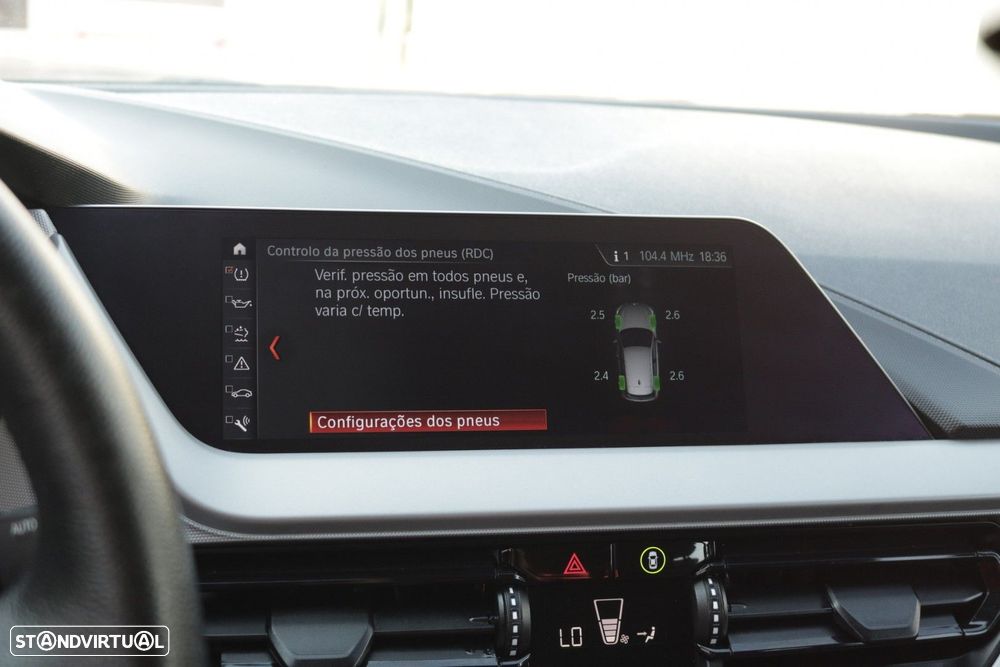 BMW 118 d Pack Desportivo M — fotografia 42