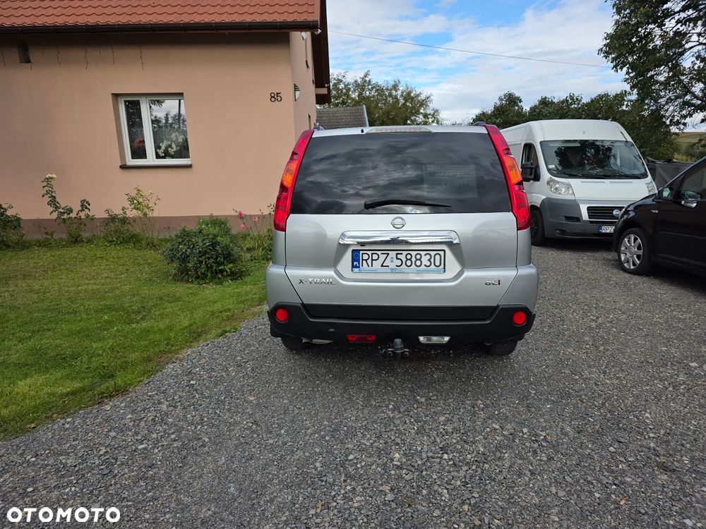 Nissan X-Trail 2.0 dCi LE - 6