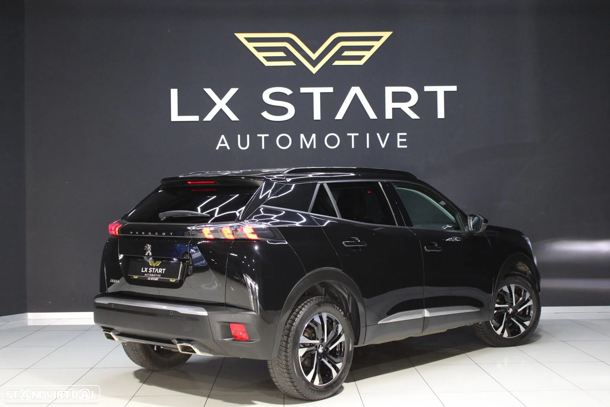 Peugeot 2008 1.2 PureTech Allure Pack EAT8 - 10