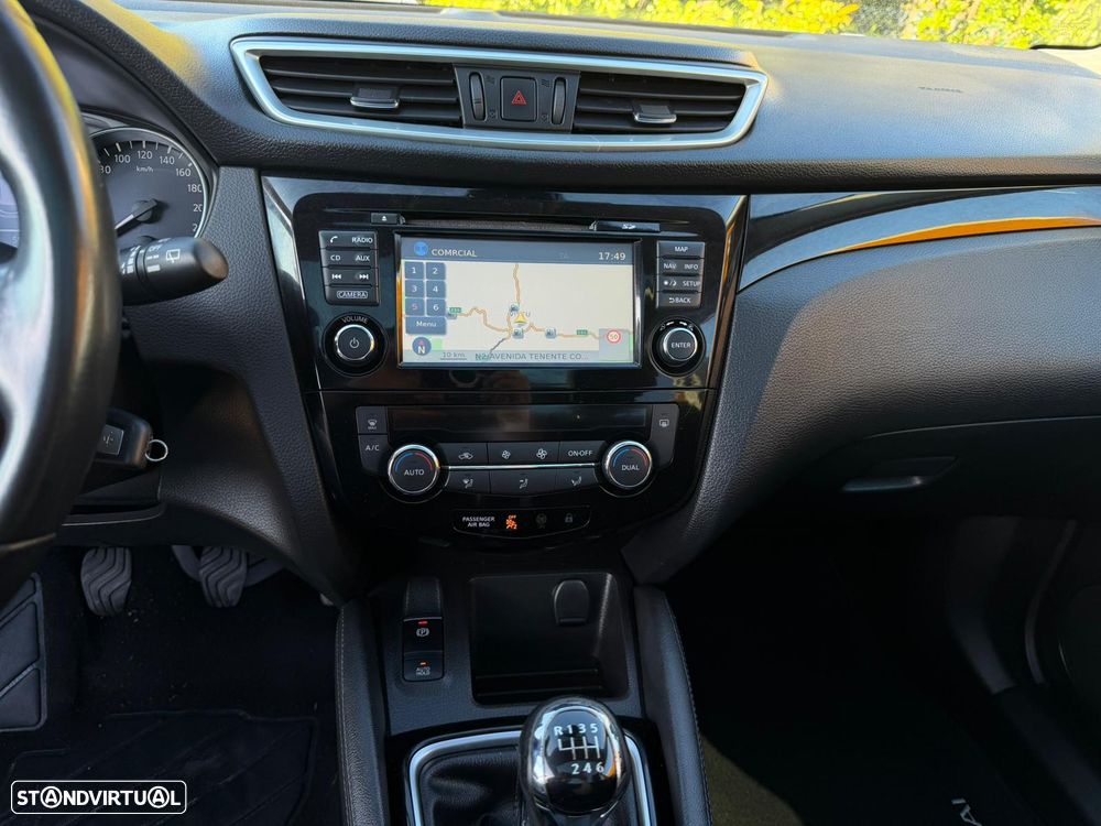 Nissan Qashqai 1.5 dCi N-Connecta Business - 13