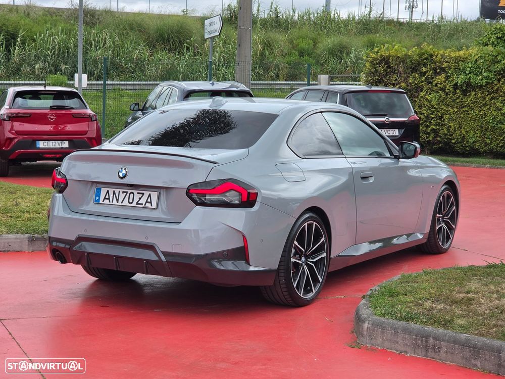 BMW 220 d Coupe Pack 50 anos M Auto - 4