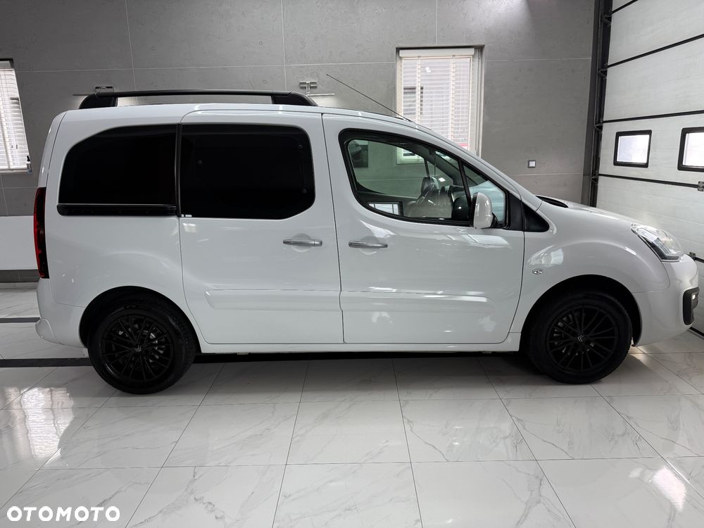 Citroën Berlingo Multispace BlueHDi 120 S&S SHINE - 11