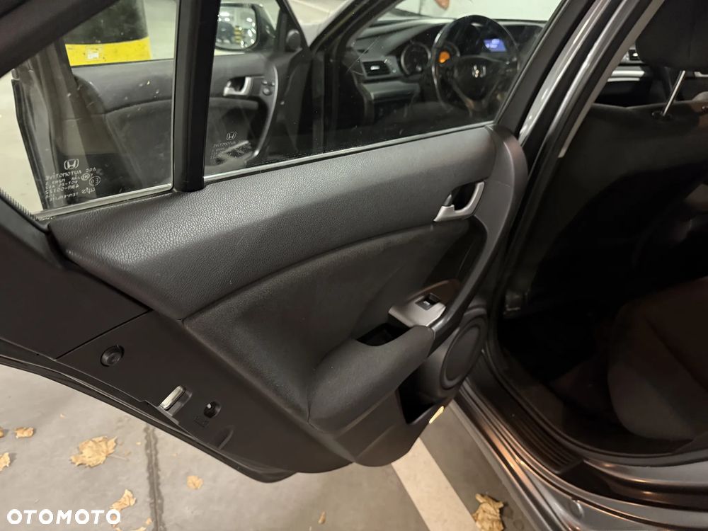 Honda Accord - 12