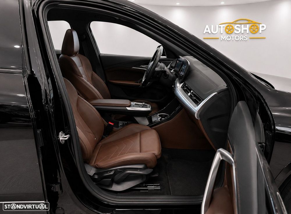 BMW iX2 eDrive20 Pack Desportivo M - 5