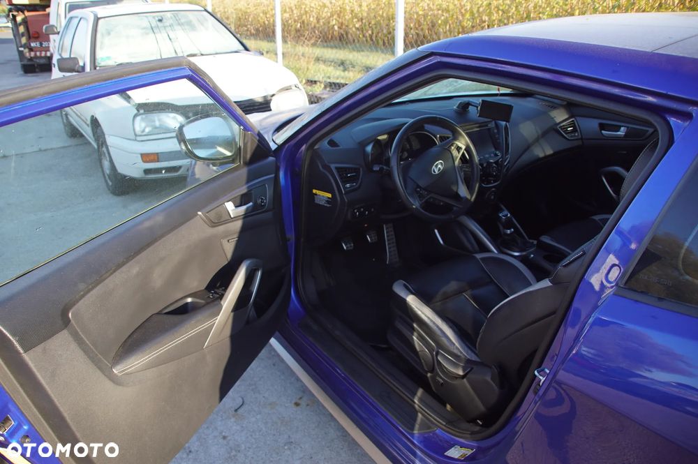 Auto na części - Hyundai Veloster I 1.6 T-GDI 204 KM G4FJ UU9 2013R Silnik Skrzynia Drzwi Maska Zderzak Błotnik Klapa Lampa Szyba Klamka Deska Kokpit Sterownik Moduł Czujnik Licznik Panel Kierownica - 7