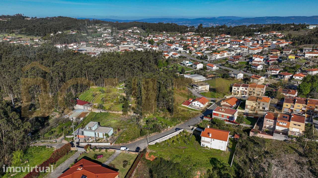 Terreno de construção em Sobreposta - Grande imagem: 2/13
