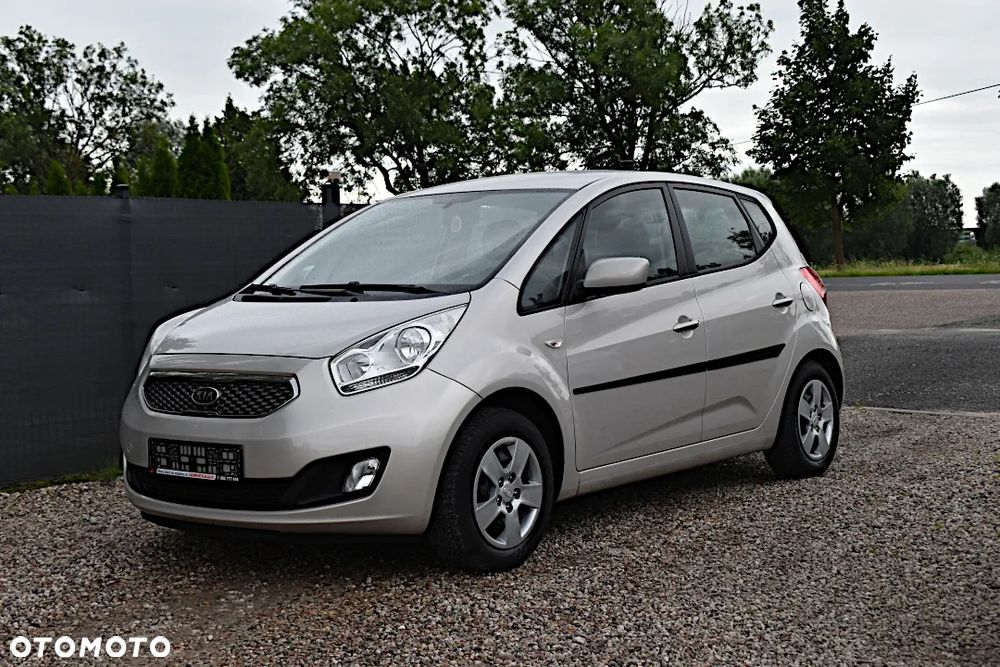 Kia Venga 1.4 CVVT Vision - 12