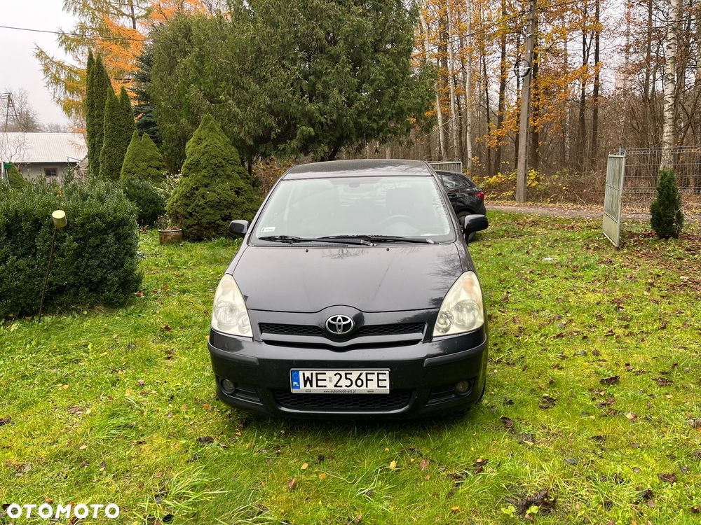 Toyota Corolla Verso - 1
