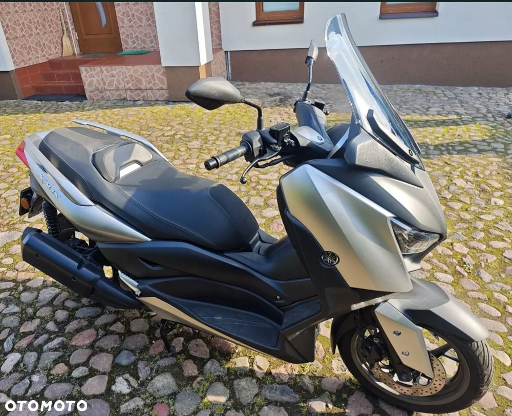 Yamaha X-max - 8