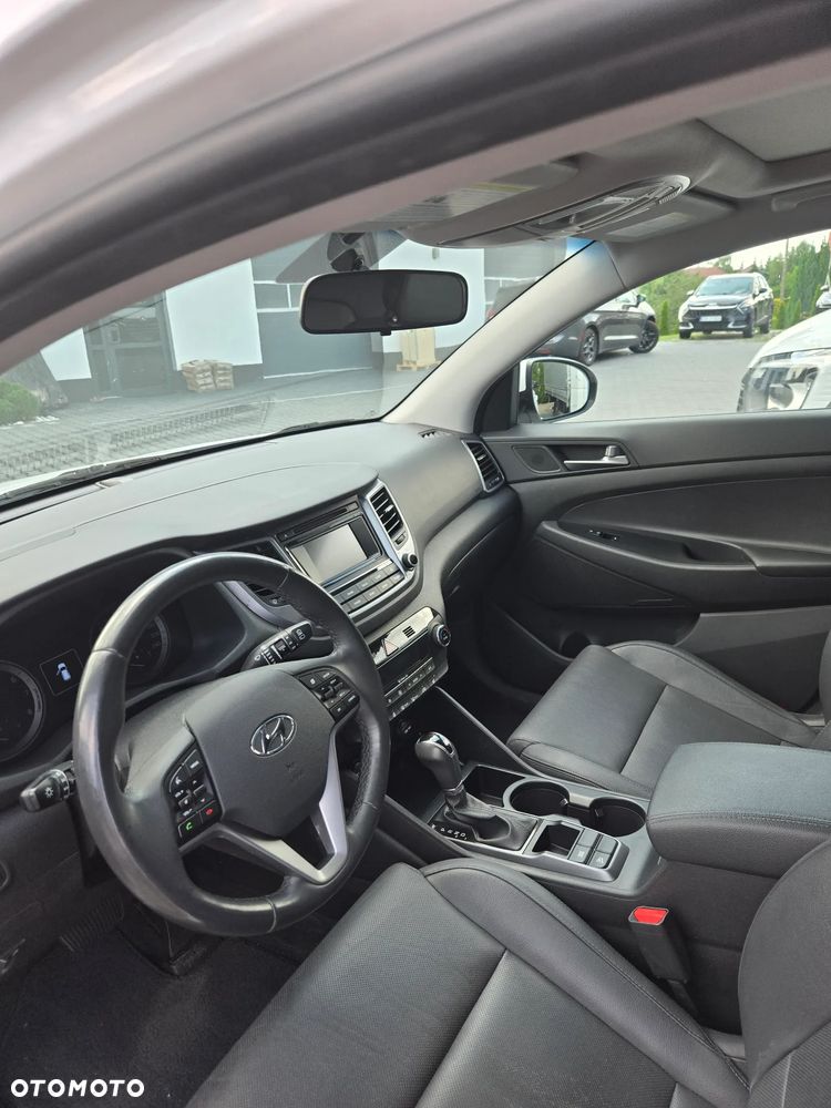 Hyundai Tucson - 16