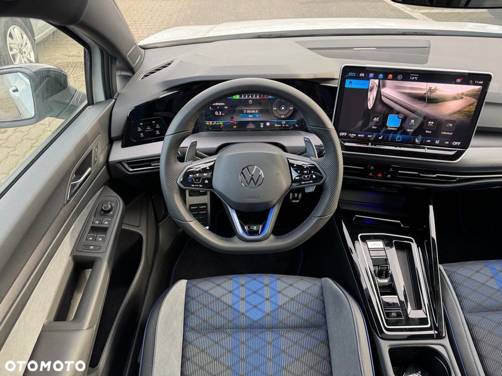 Volkswagen Golf - 15