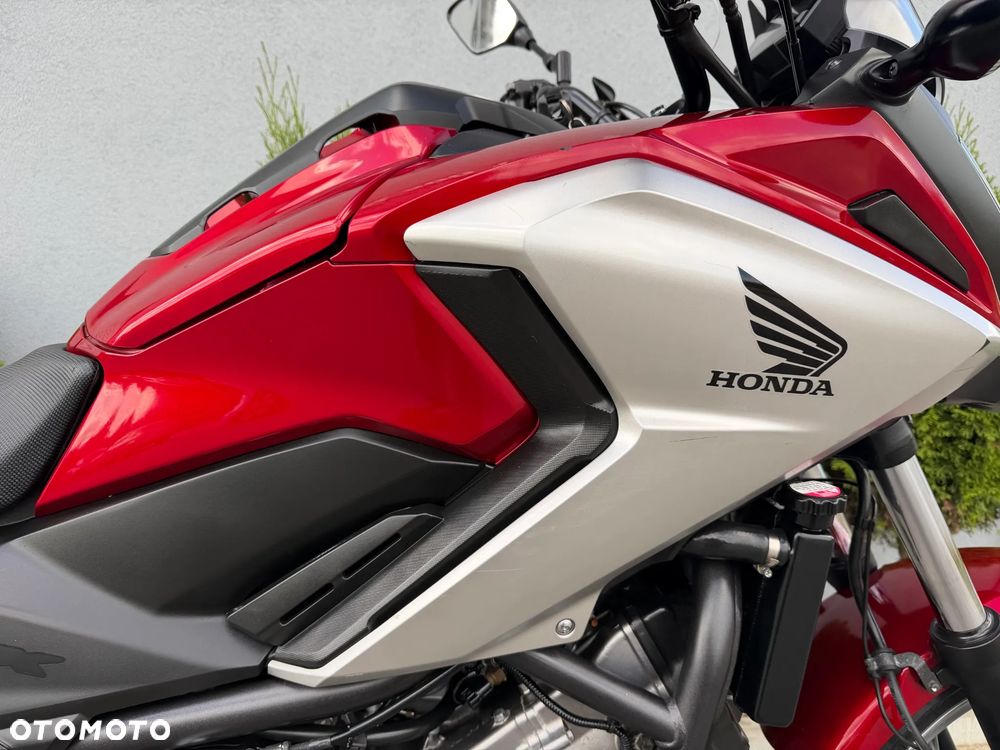 Honda NC - 16