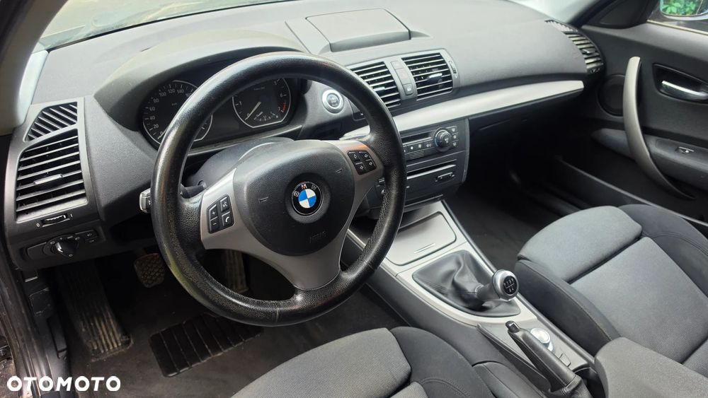 BMW Seria 1 - 11