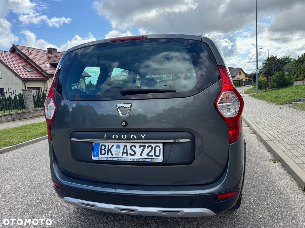 Dacia Lodgy dCi 110 Stepway Celebration - 12
