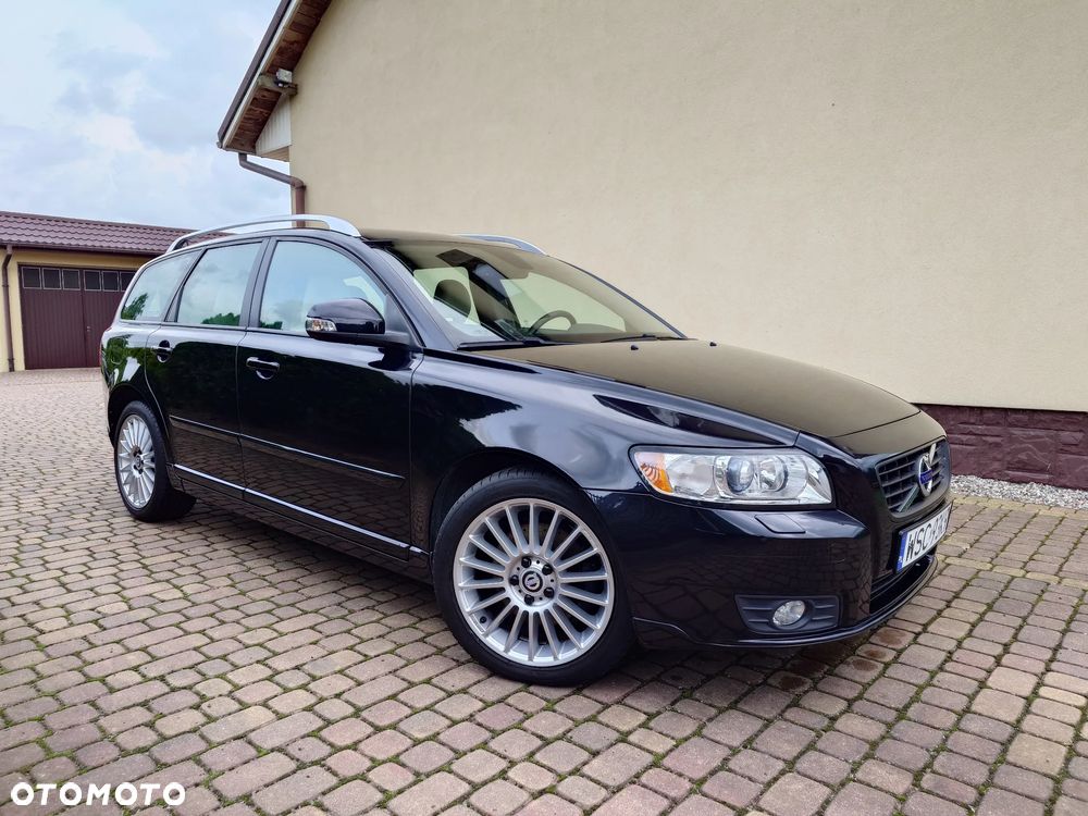 Volvo V50 D3 Business Edition - 1