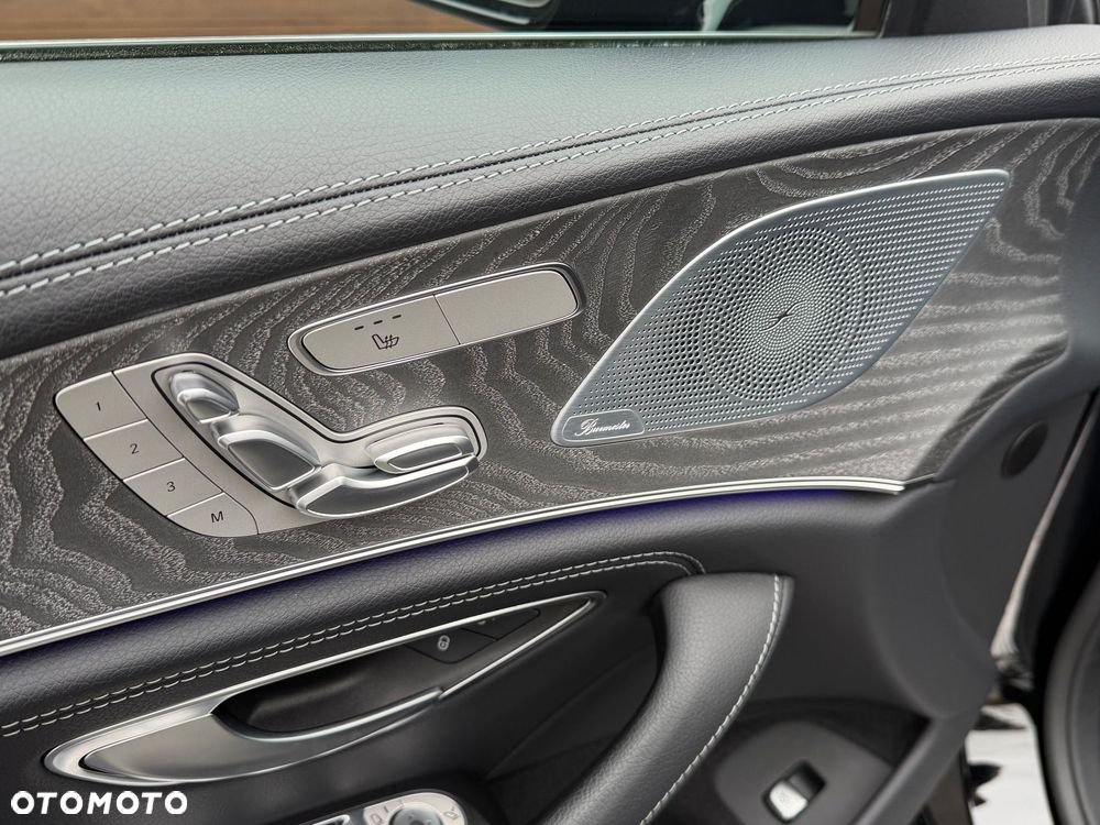 Mercedes-Benz CLS 400 d 4-Matic AMG - 24