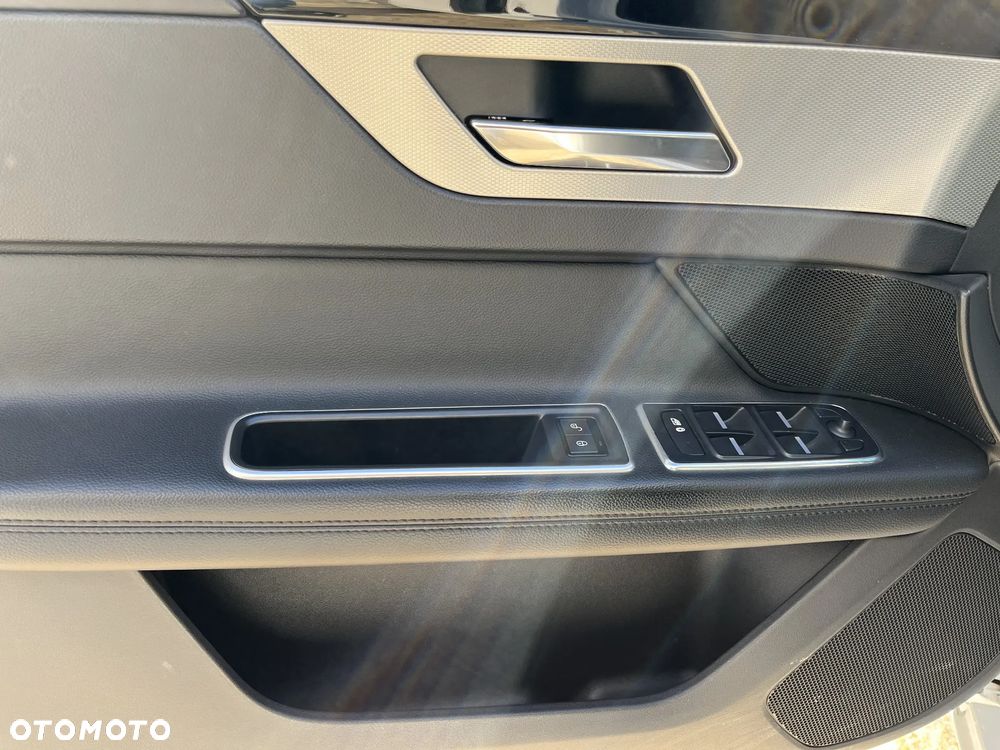 Jaguar XF 2.0 T Prestige - 14