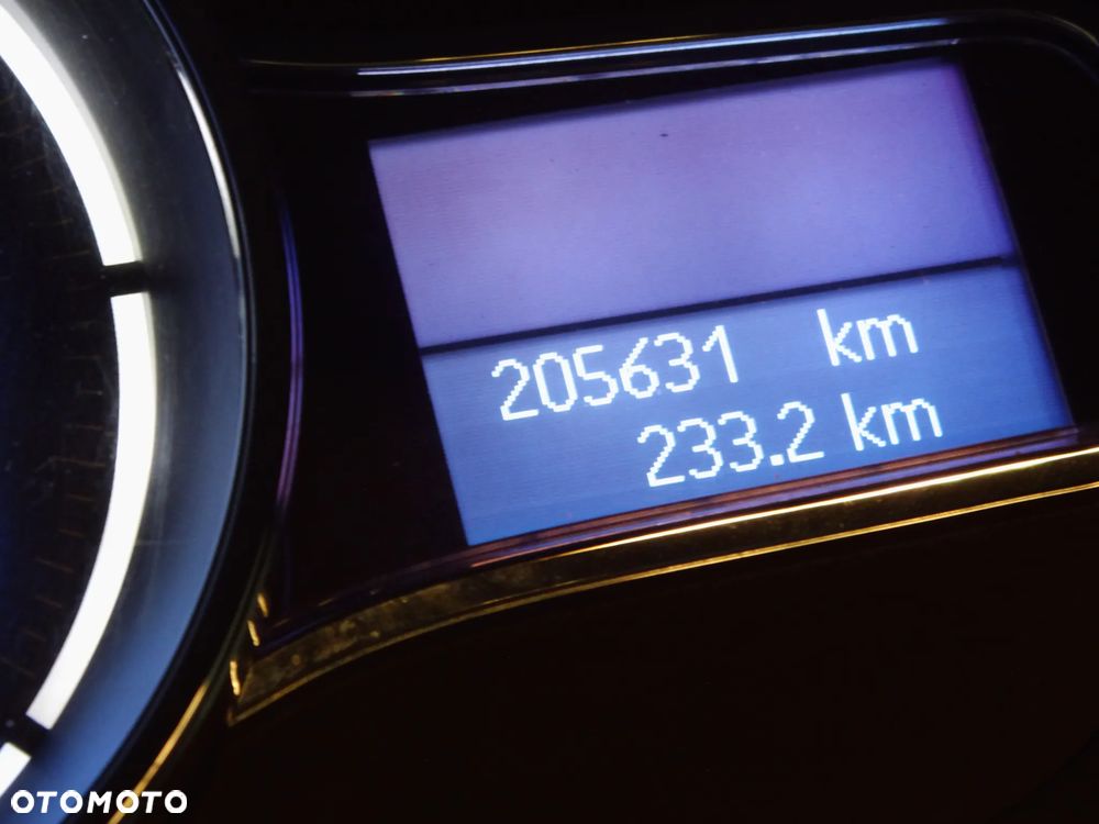 Renault Fluence 1.5 dCi Intens - 15