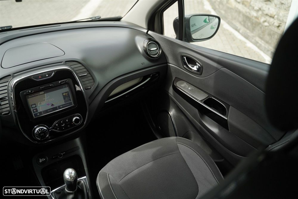 Renault Captur 1.5 dCi - 21
