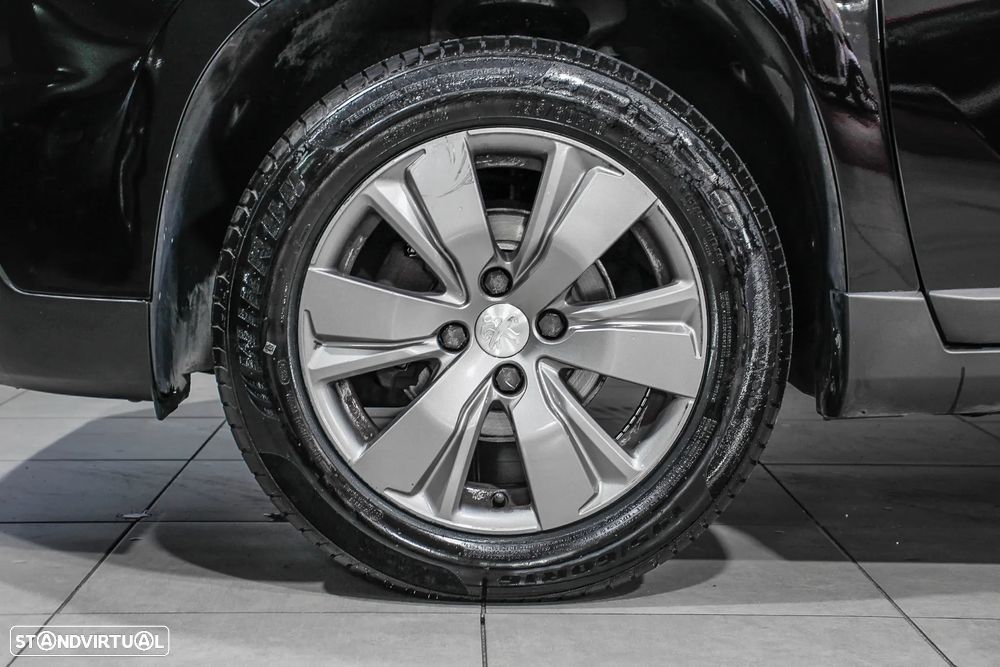 Peugeot 2008 1.6 BlueHDi Style - 13