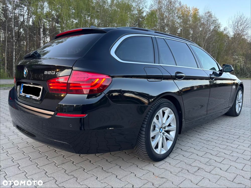 BMW Seria 5 520d xDrive Luxury Line - 8