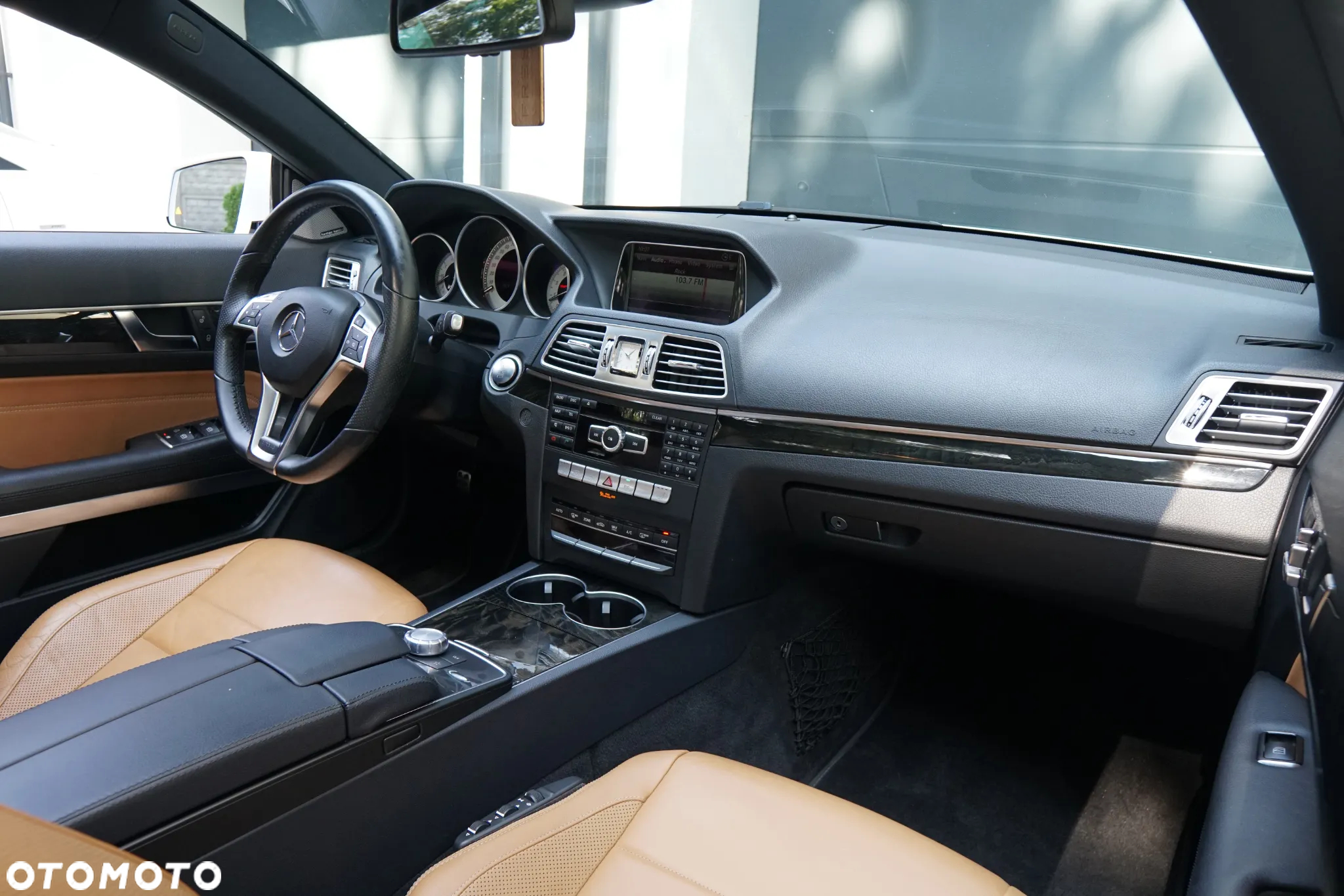 Mercedes-Benz Klasa E 400 - 15