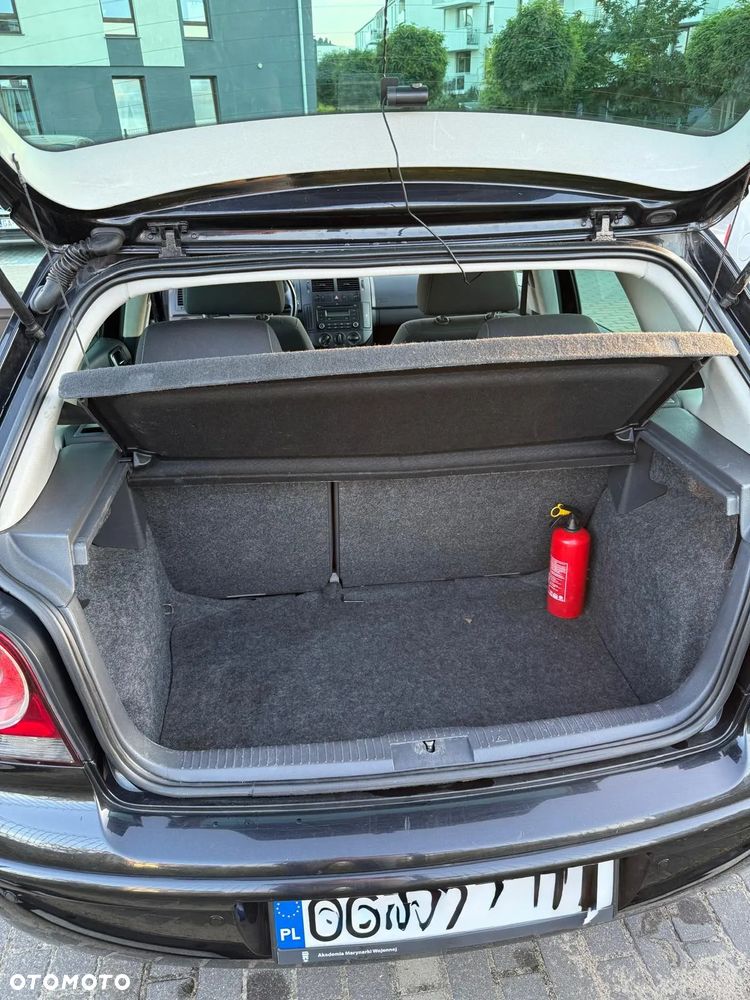 Volkswagen Polo 1.9 TDI - 13