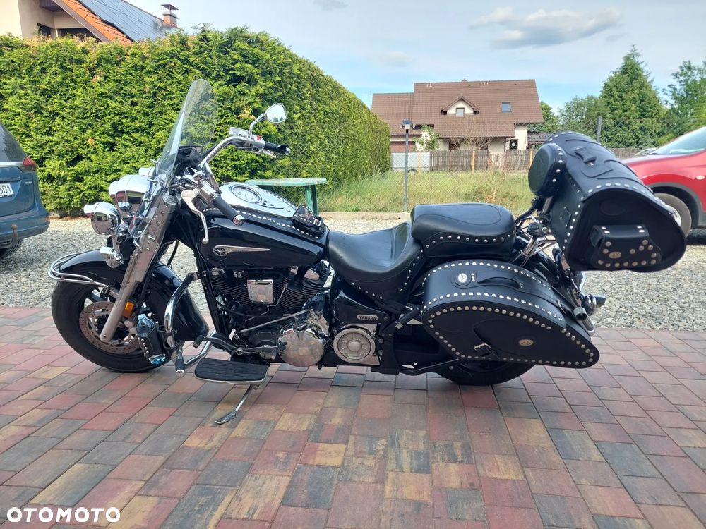 Yamaha Road Star - 1
