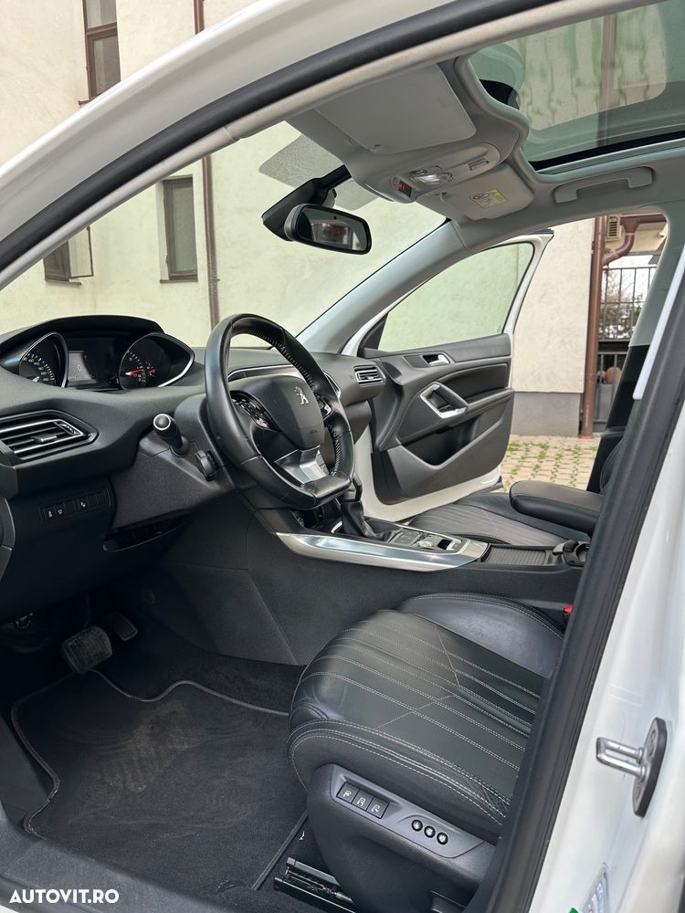 Peugeot 308 BlueHDi FAP 150 EAT6 Stop&Start GT-Line Edition - 11