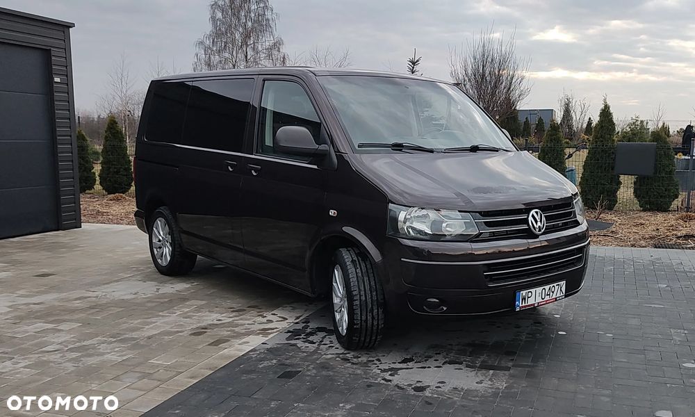Volkswagen Multivan - 15