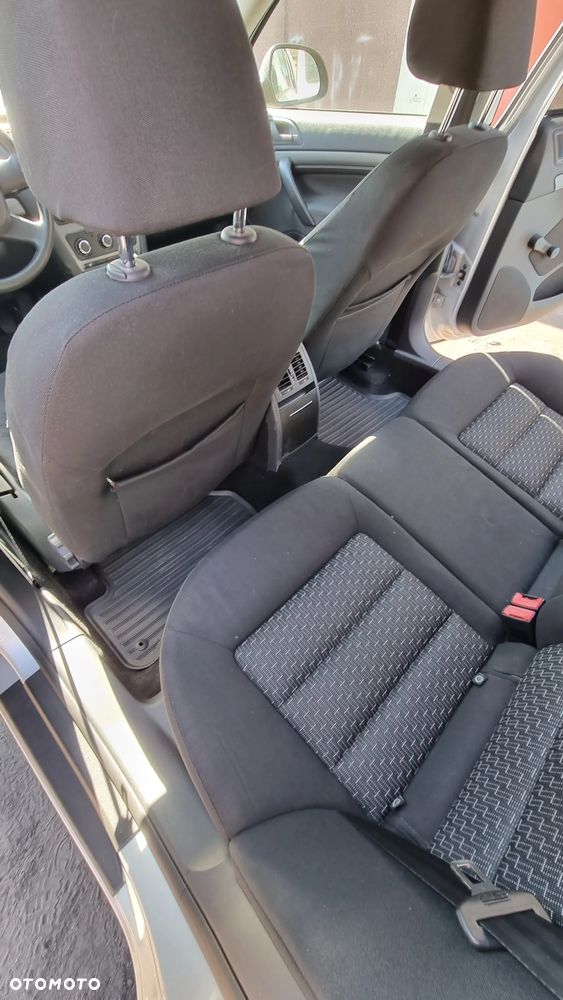 Skoda Octavia 1.6 Mint - 22