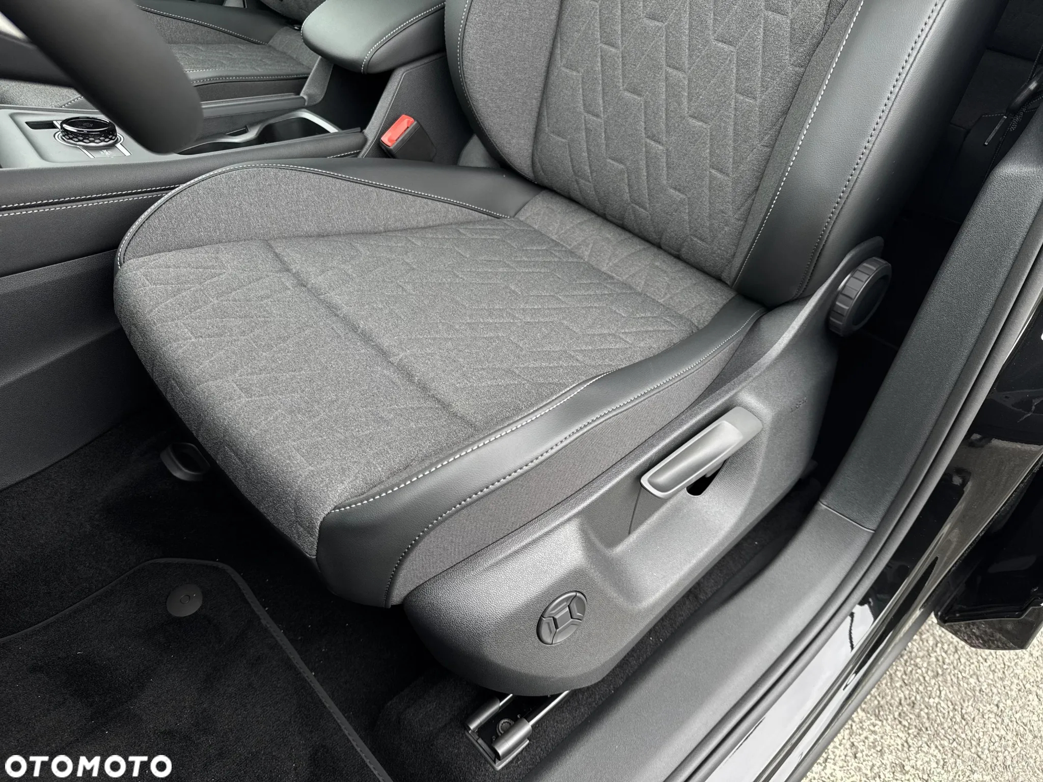 Volkswagen Tayron 2.0 TSI Life Plus DSG - 12
