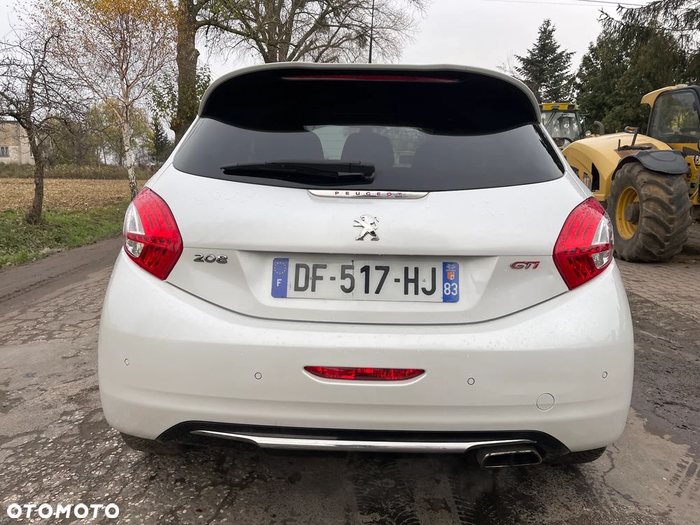 Peugeot 208 1.6 THP GTi - 25